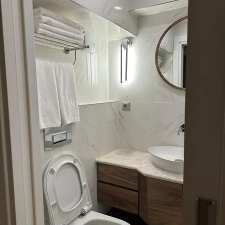 Iris 5*