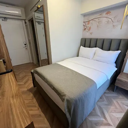 Iris 5*