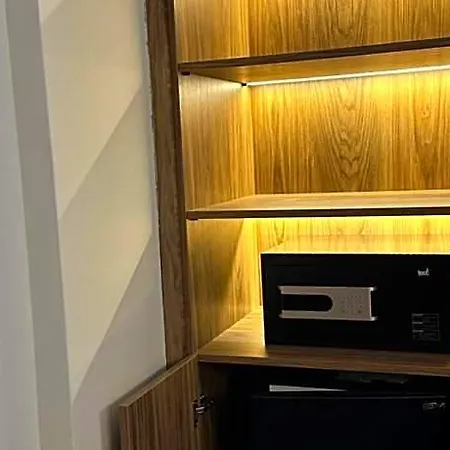 Iris Istanbul