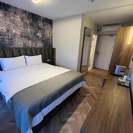 Iris 5*