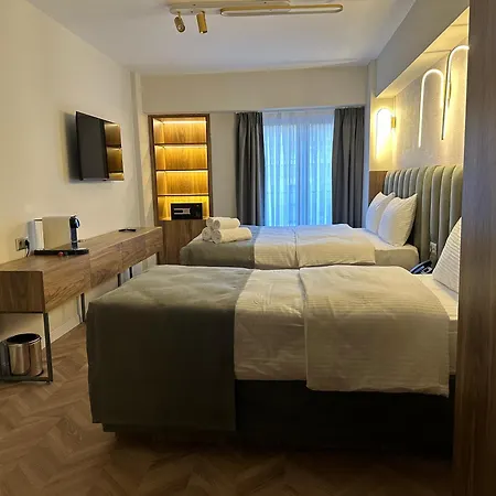 Iris 5*
